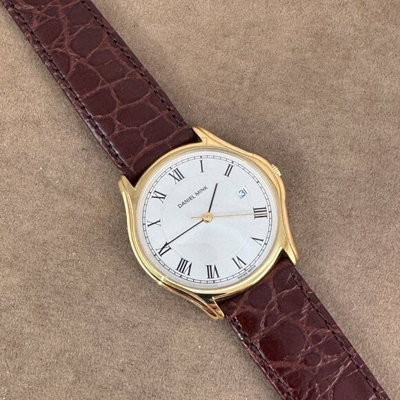Vintage Stunning Daniel Mink Designer Swiss Made Watch extra thin 6.5MM - Picture 5 of 10